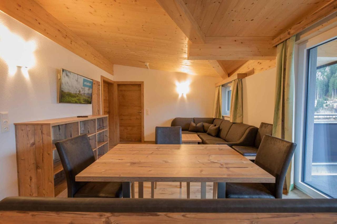 Ferienhaus Gipfelblick Нойштифт-им-Штубайталь Экстерьер фото
